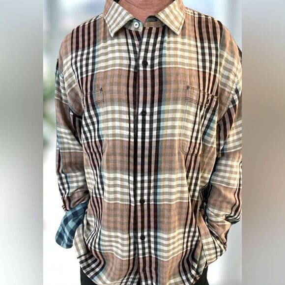 TOMMY BAHAMA Winter Plaid Flannel Long sleeve Button Down shirt- Size XL - Picture 2 of 15